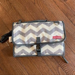 Skip Hop Pronto Changing Pad